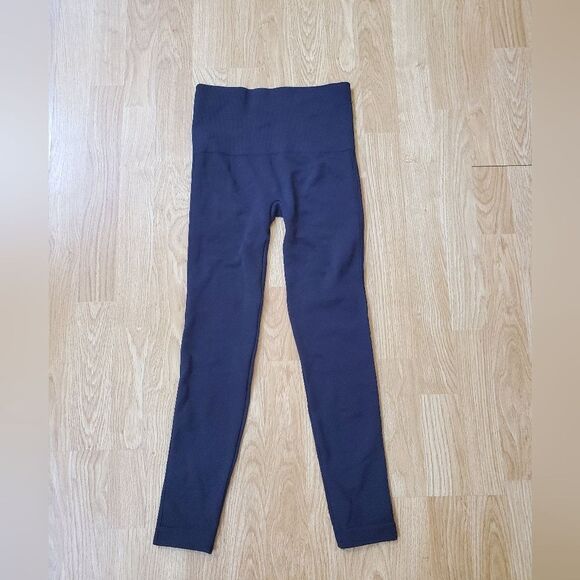 Spanx Look at Me Now Seamless Leggings Sz Small - Picture 6 of 12